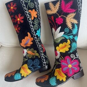 Black Floral Embroidered Knee-High Boots